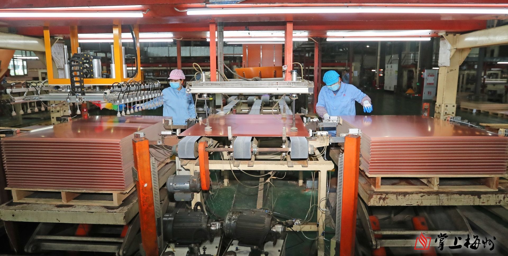 工業(yè)技改增產(chǎn)能 疫情之下“選客戶”！威利邦電子2021年產(chǎn)值突破10億元大關(guān)